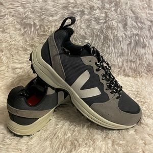 Veja Venturi Sneaker